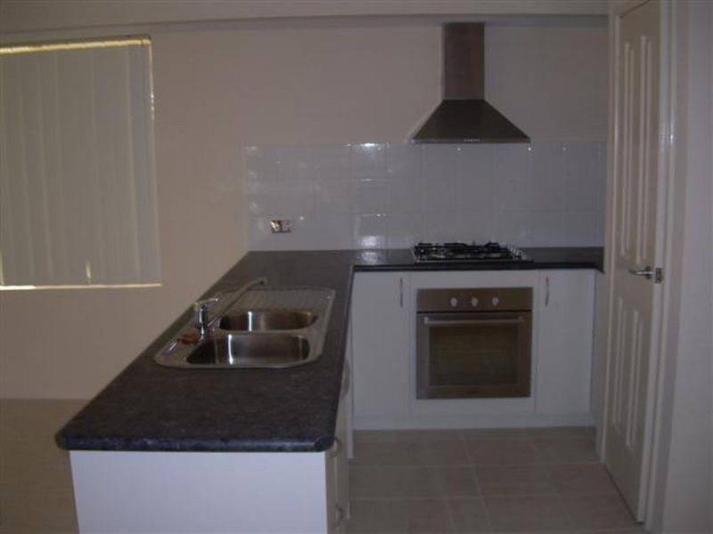 19 Golden Grove, Coodanup WA 6210