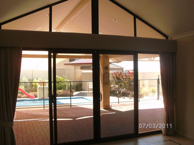 19 Currency Lass Rise, Madora Bay WA 6210