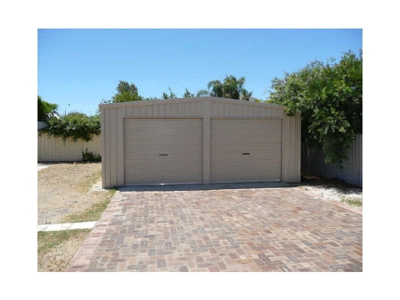 119 Oakmont Avenue, Meadow Springs WA 6210