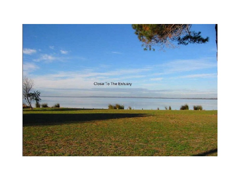 2/16 Wattleglen Avenue, Erskine WA 6210