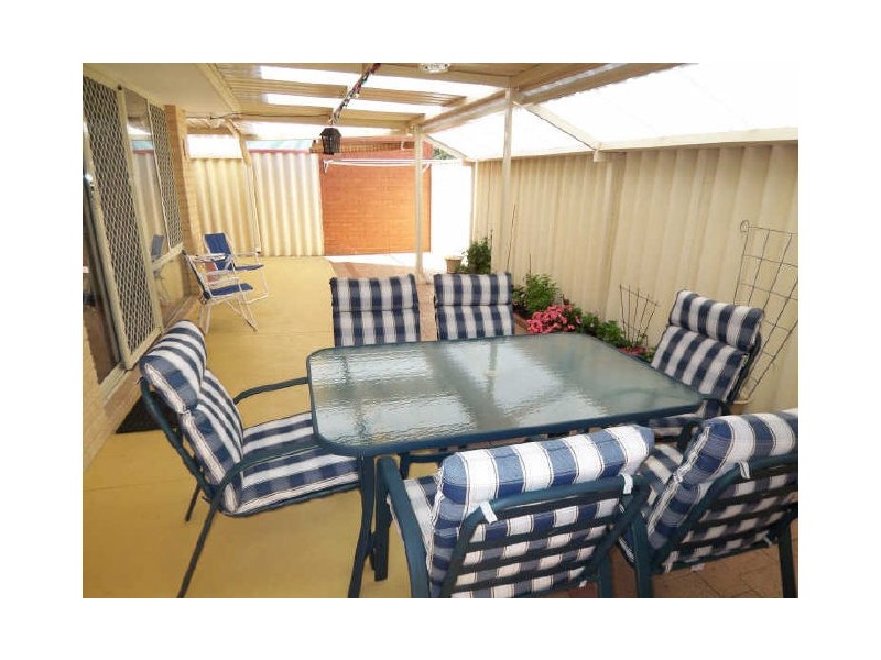 2/16 Wattleglen Avenue, Erskine WA 6210