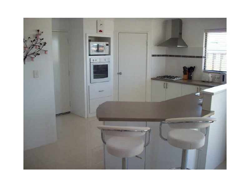 24 Adriana Way, Halls Head WA 6210