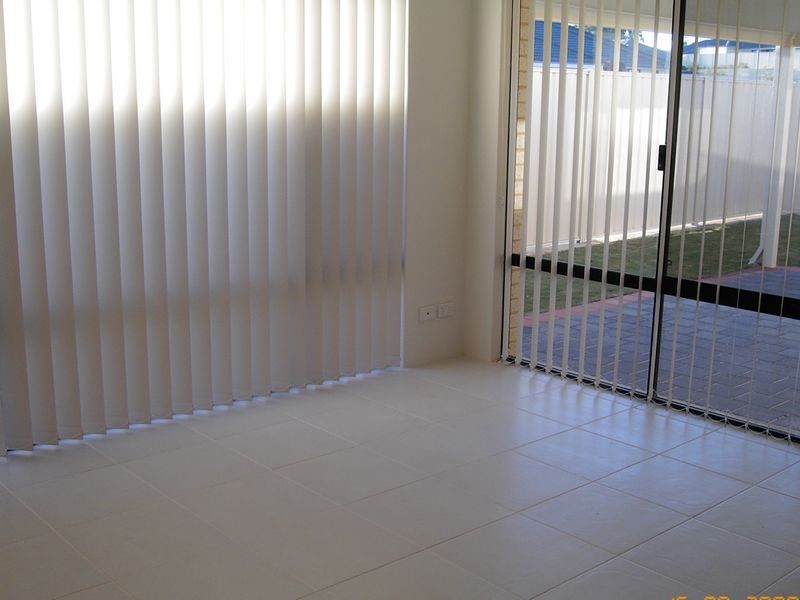 21 Rayner Promenade, Lakelands WA 6180