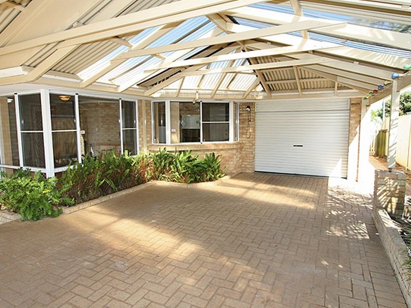 10 Challenger Road, Madora Bay WA 6210
