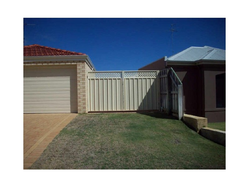 30 Seaforth Drive, Halls Head WA 6210