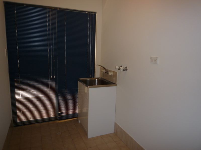 17b Balmoral Parade, Halls Head WA 6210