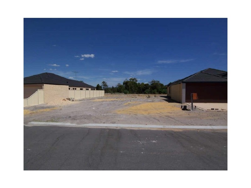 20 Hokitika Drive, Dudley Park WA 6210