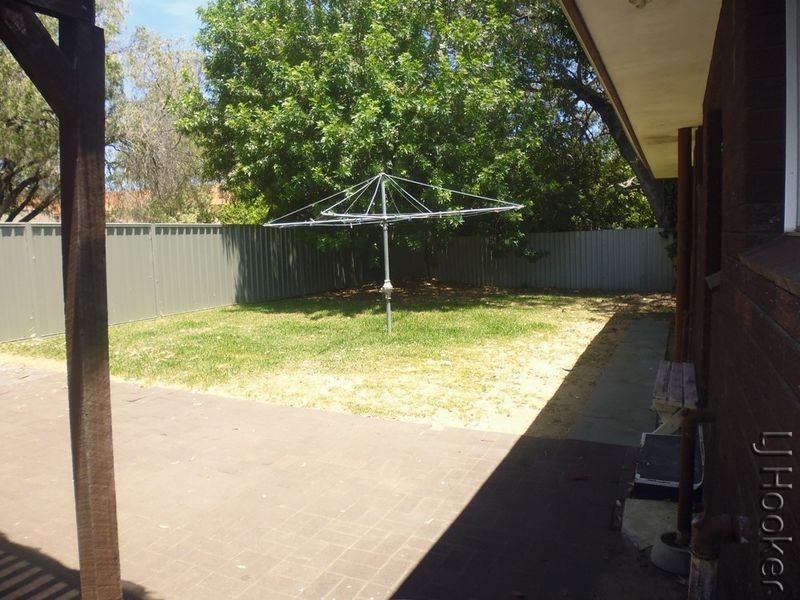9 Clyde Place, Mandurah WA 6210