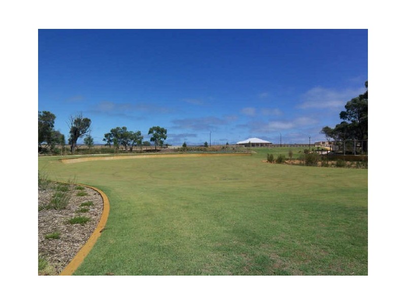 12 Tectona Way, Halls Head WA 6210