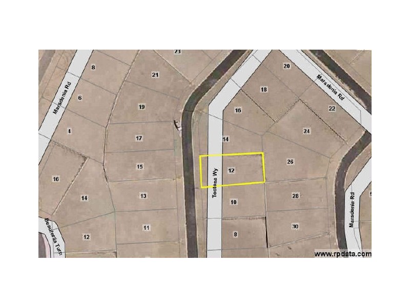 12 Tectona Way, Halls Head WA 6210