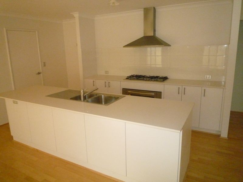 44 Cobaki Brace, Lakelands WA 6180