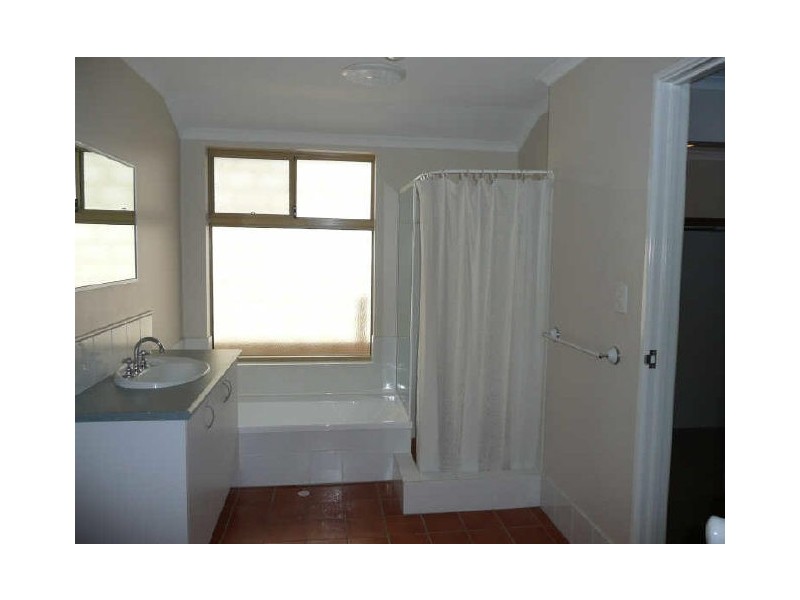 4B Hobley Street, Mandurah WA 6210