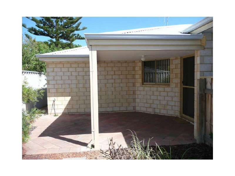 4B Hobley Street, Mandurah WA 6210