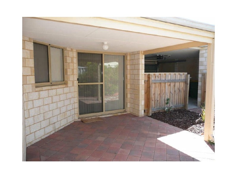 4B Hobley Street, Mandurah WA 6210