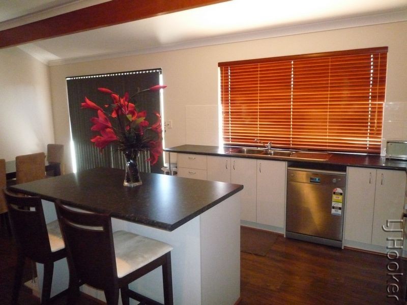 16 Eliza Pass, Madora Bay WA 6210