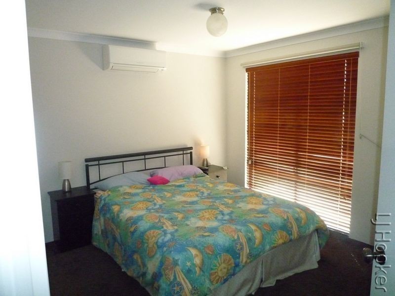 16 Eliza Pass, Madora Bay WA 6210