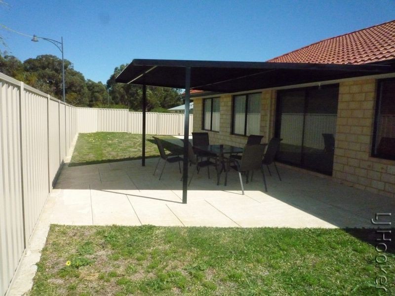 16 Eliza Pass, Madora Bay WA 6210