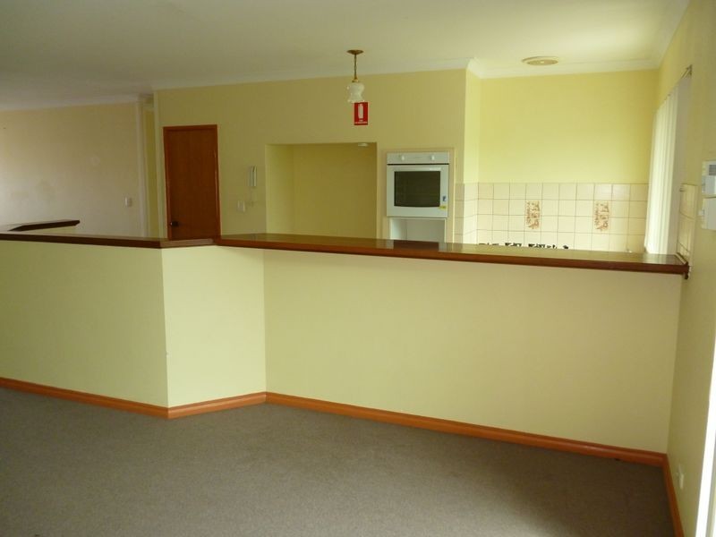 1 Nabberu Loop, Cooloongup WA 6168