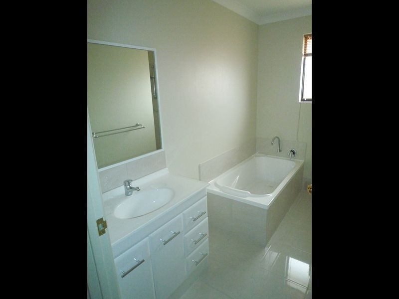 3 Kardan Loop, Falcon WA 6210