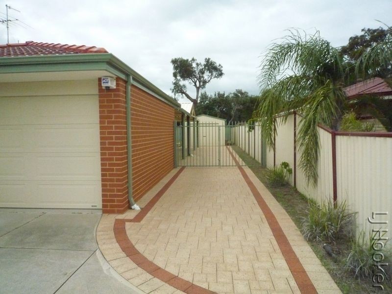 5 Gwalia Mews, Dudley Park WA 6210