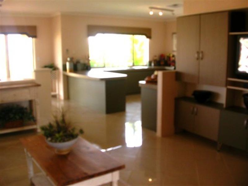 3 Contest Avenue, Falcon WA 6210