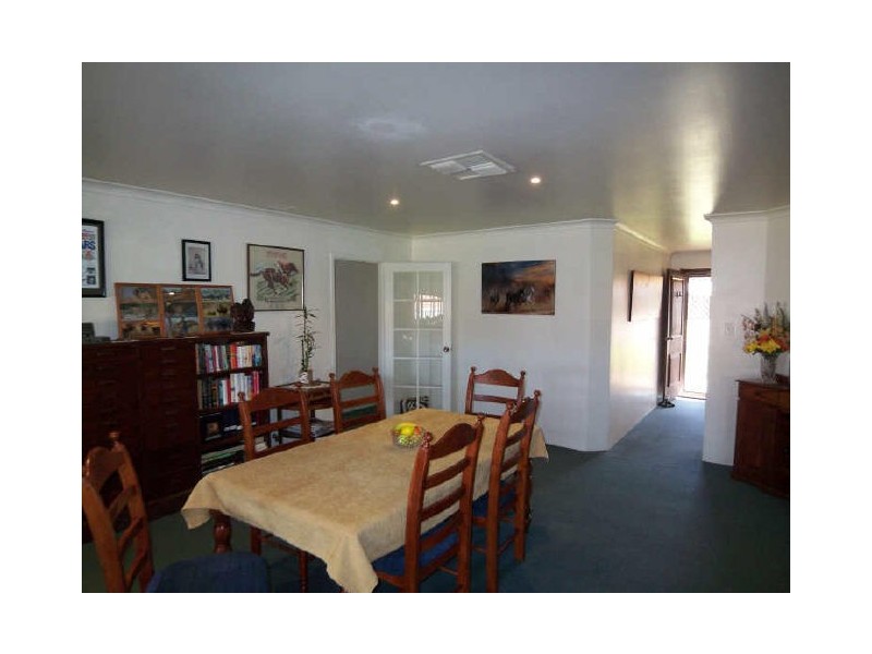 5 Selwyn Rise, Greenfields WA 6210