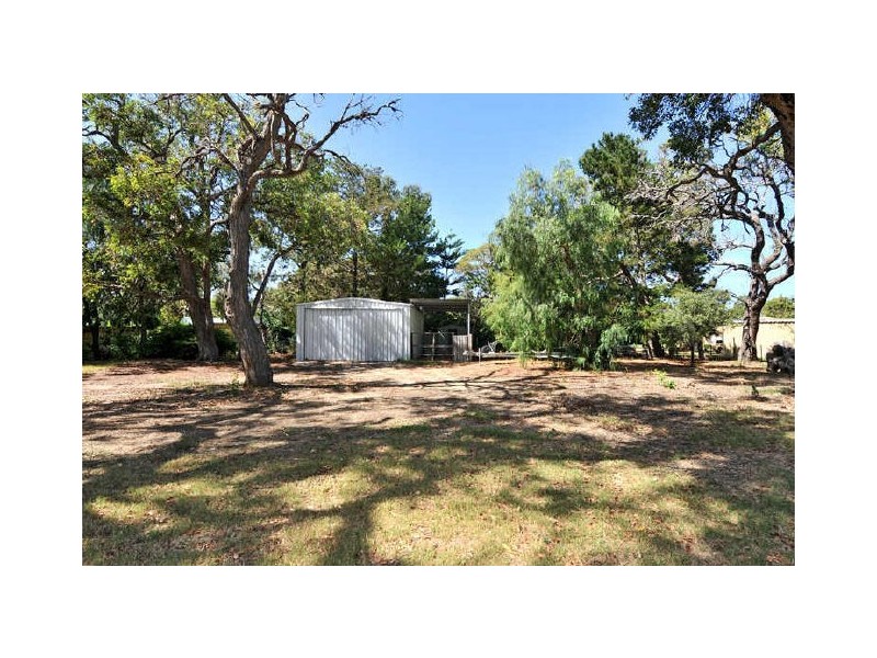 21 Pleasant Grove Circle, Falcon WA 6210