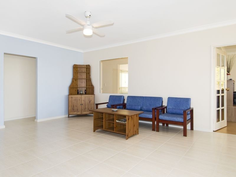 4 Howe Close, San Remo WA 6210