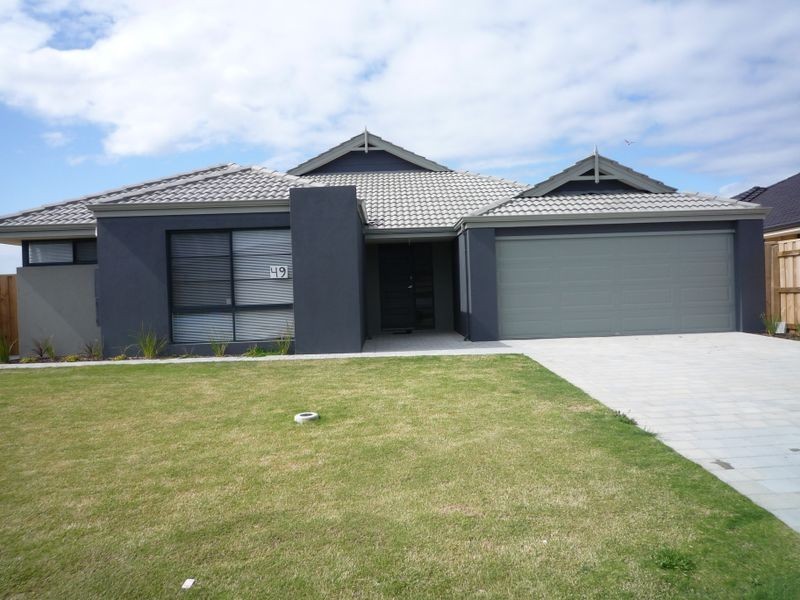 49 Marsdenia Road, Halls Head WA 6210