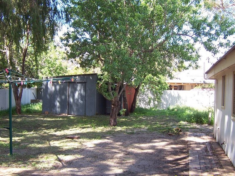 5b Birchley Road, Coodanup WA 6210