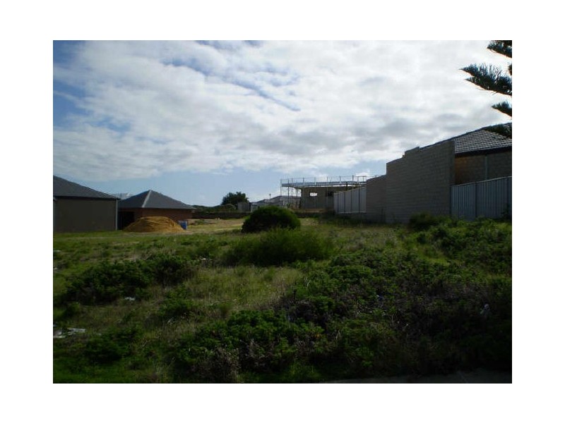 22 Australis Circle, Wannanup WA 6210