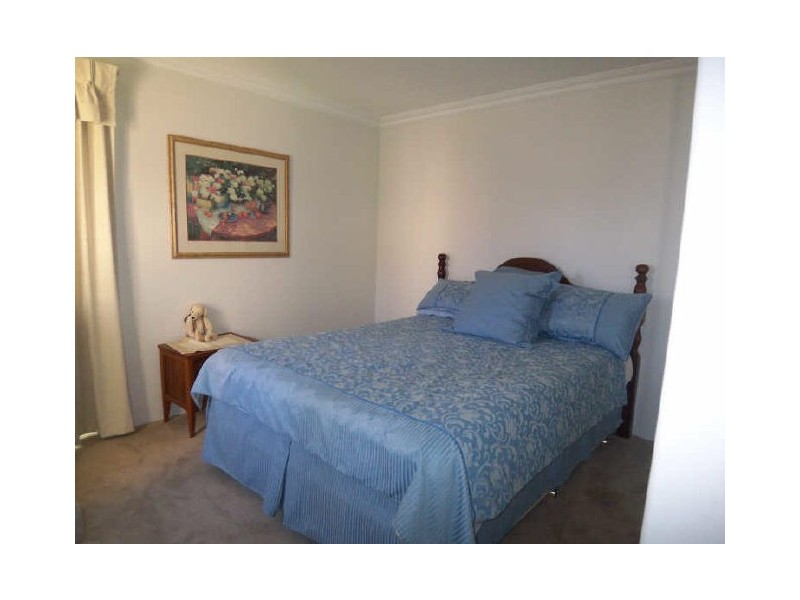 5 Cove Court, Dudley Park WA 6210