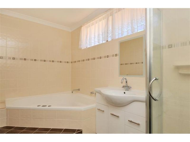 6 Ninda Street, Coodanup WA 6210