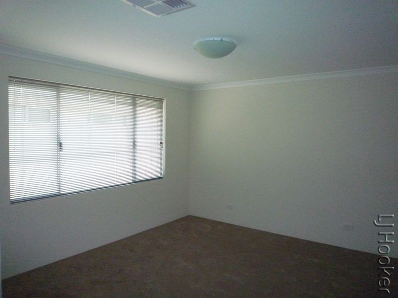 4 Bourke Close, Ravenswood WA 6208