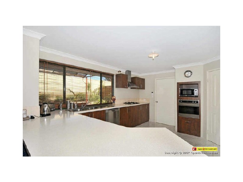 10 Bookara View, Lakelands WA 6210