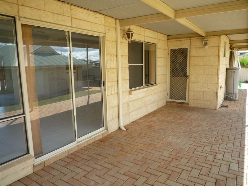 35 Orestes Street, San Remo WA 6210