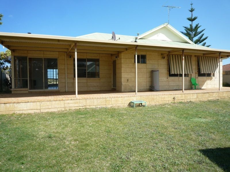 35 Orestes Street, San Remo WA 6210