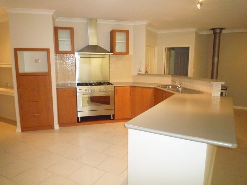 65 Willoughbridge Crescent, Erskine WA 6210