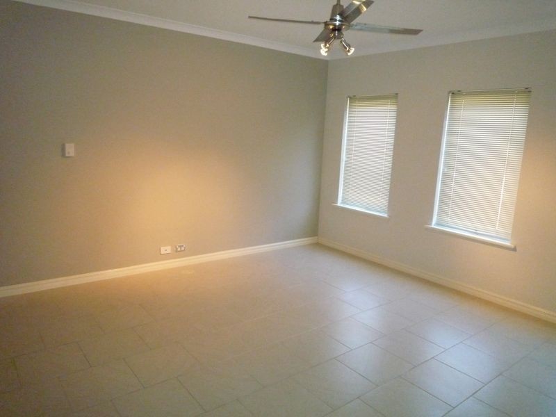 65 Willoughbridge Crescent, Erskine WA 6210