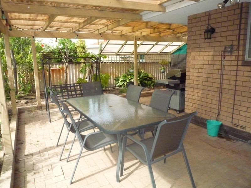 11 Moat Street, Mandurah WA 6210