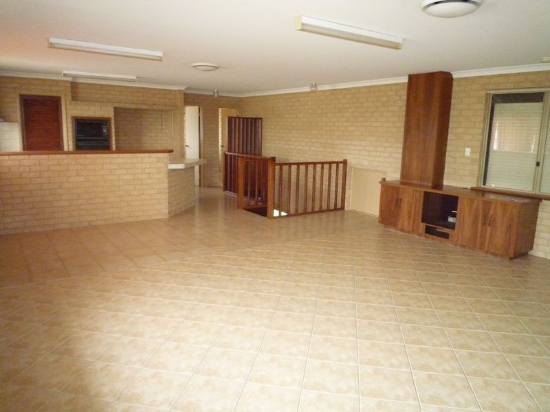 33 Orestes Street, Mandurah WA 6210