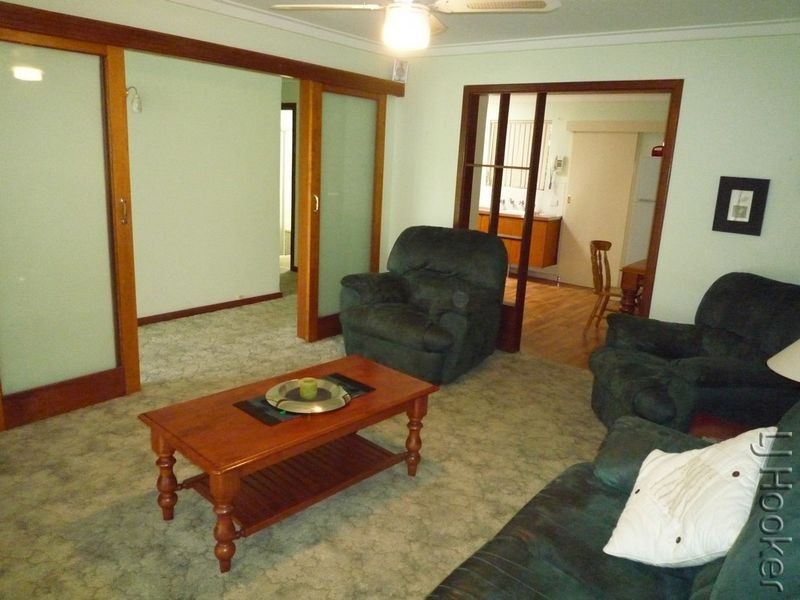 18 Moat Street, Mandurah WA 6210