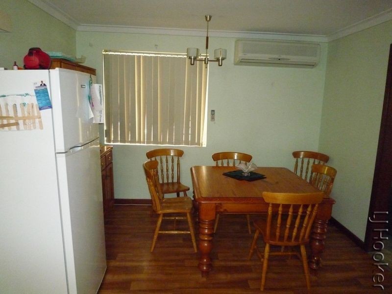 18 Moat Street, Mandurah WA 6210