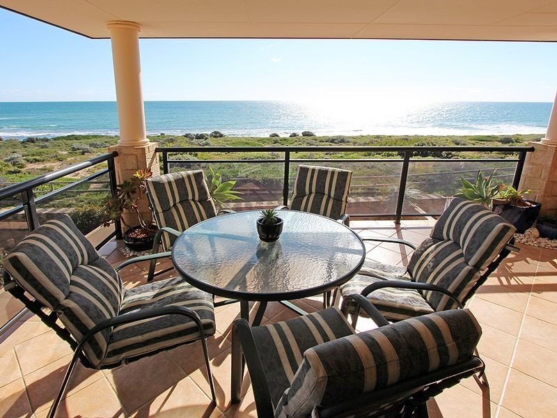 10A Pinnace Court, Halls Head WA 6210