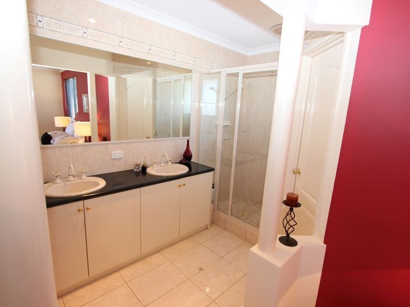 10A Pinnace Court, Halls Head WA 6210