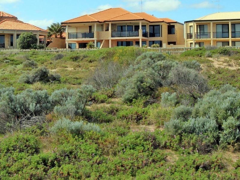 10A Pinnace Court, Halls Head WA 6210