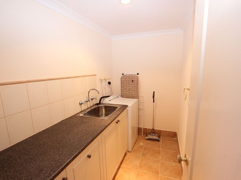 10A Pinnace Court, Halls Head WA 6210