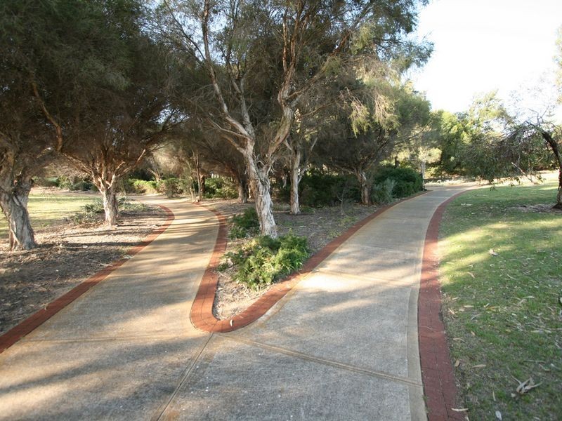 88A Mclarty Road, Halls Head WA 6210