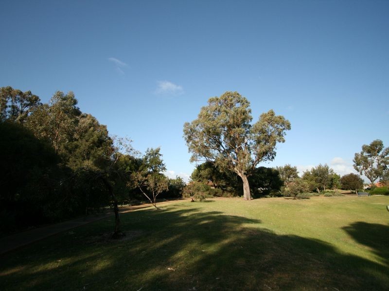 88A Mclarty Road, Halls Head WA 6210