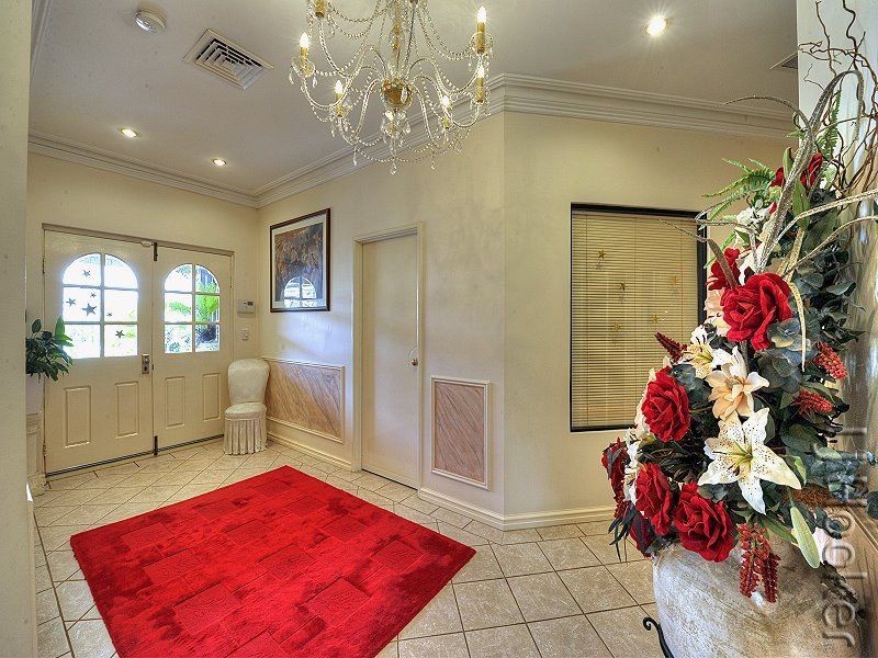 15 Poivre Place, San Remo WA 6210